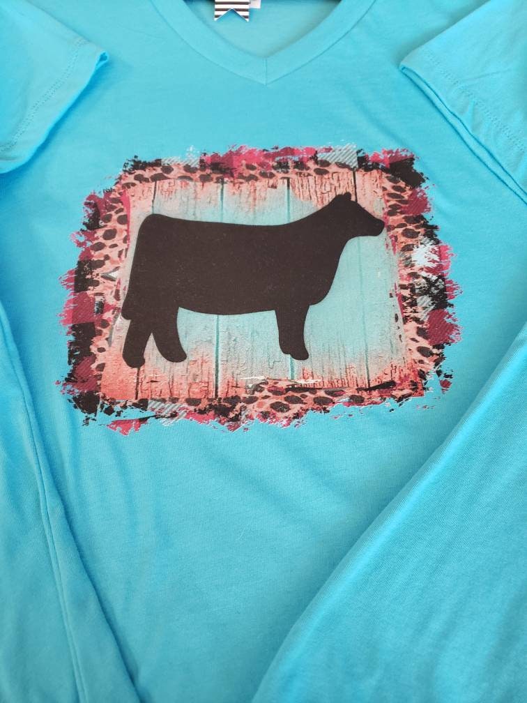 Show Heifer Show Turquoise V-Neck Show T-Shirt/Livestock/Agriculture