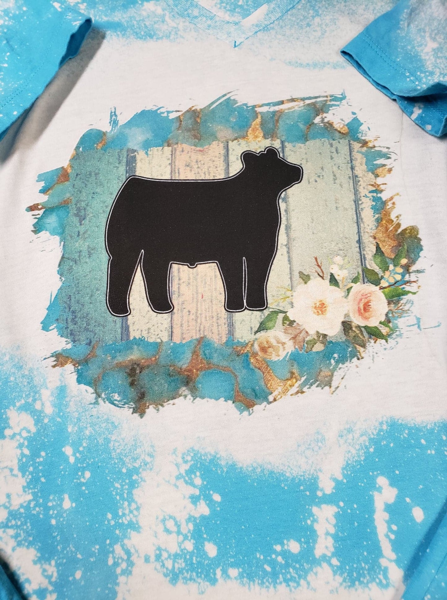 Steer Show Steer Bleached Turquoise V-Neck Show T-Shirt